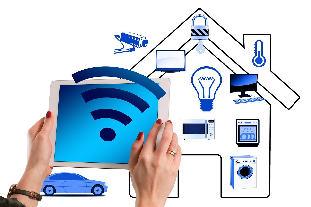 Sfeervolle keuken met innovatieve voedselopslag. Sfeervolle keuken met innovatieve voedselopslag.